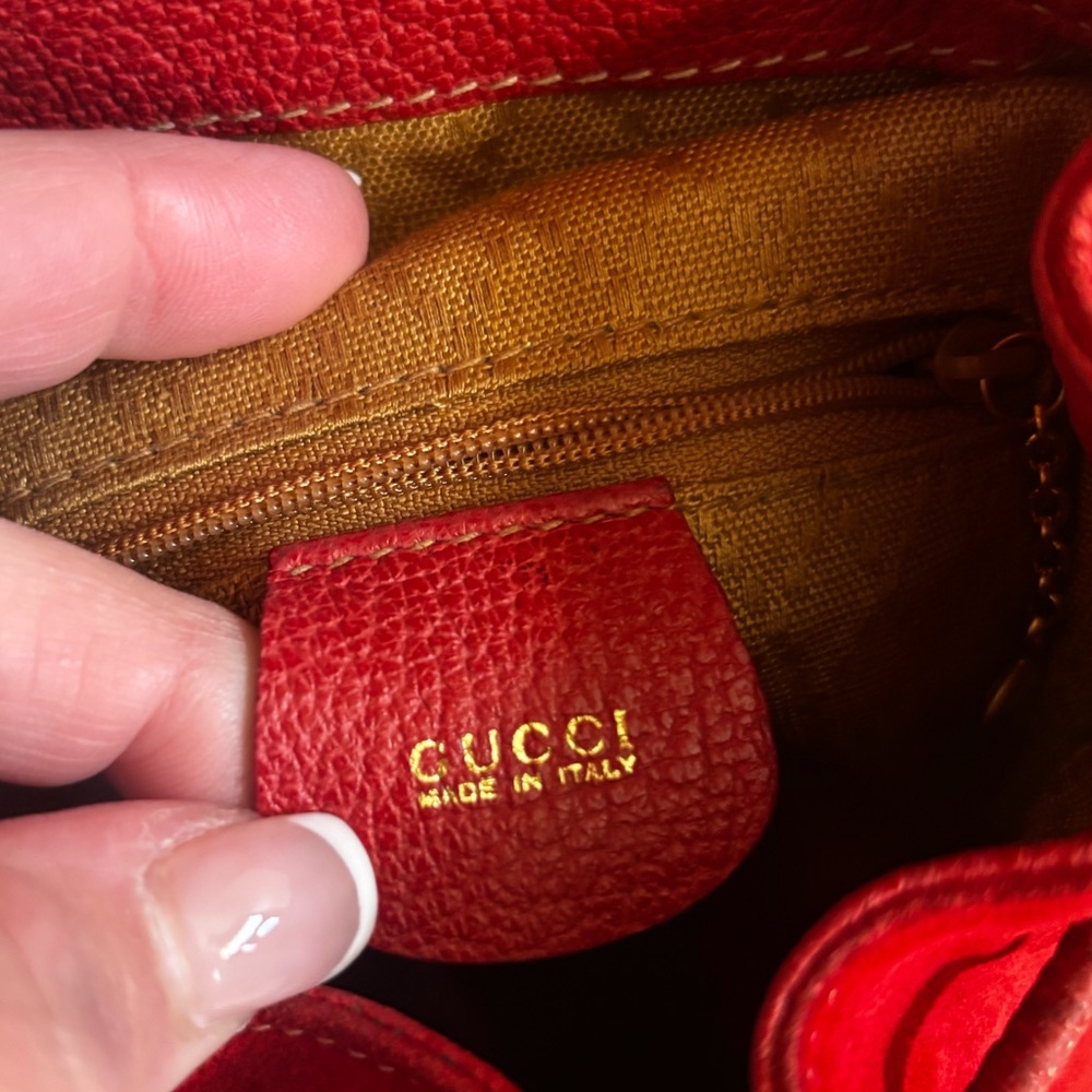 GUCCI BAMBOO (MINI) BACKPACK RED SUEDE LEATHER. 
NEWLY CLEANED AND CONDITIONED - Picture 8 of 16